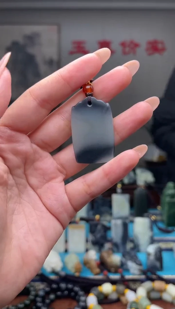 未镶嵌和田玉挂件1