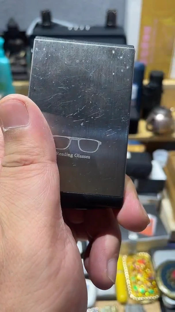 瓷片闪购商品 如图所示