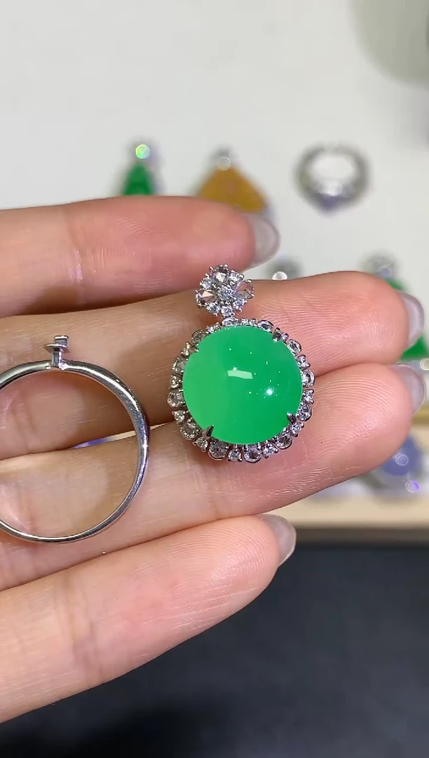 【闪购商品】翡翠颈饰18K金镶嵌团购20