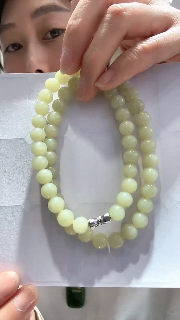 颈饰未镶嵌和田玉影*【1】