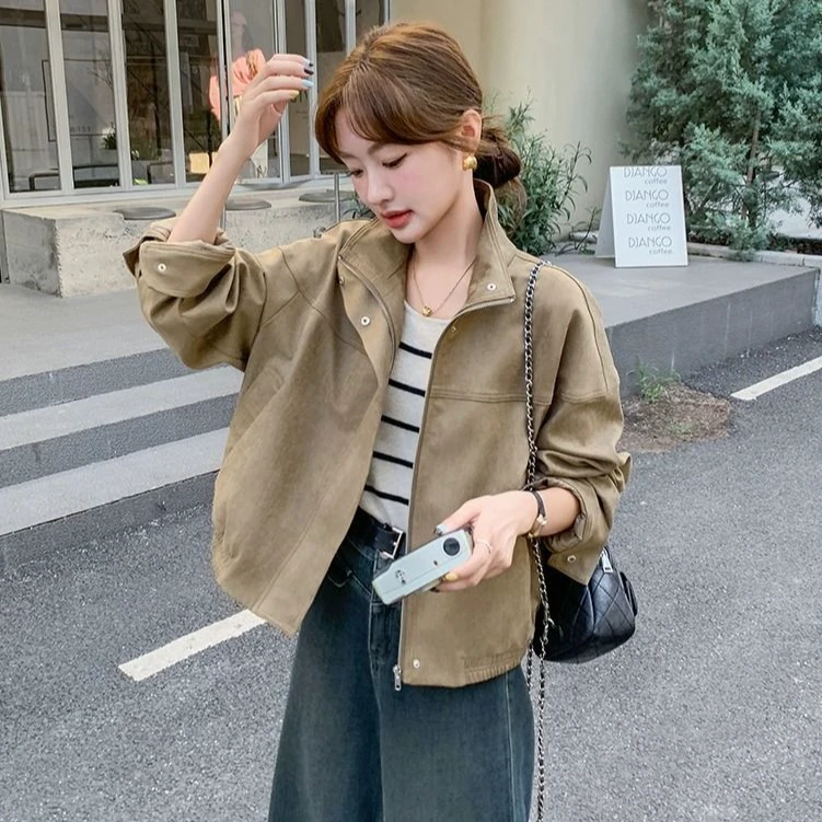 卡其色休闲翻领短外套女2025秋季韩系今年流行小个子气质减龄夹克