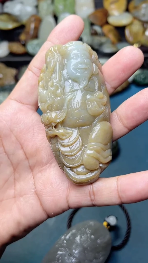 未镶嵌和田玉把件-