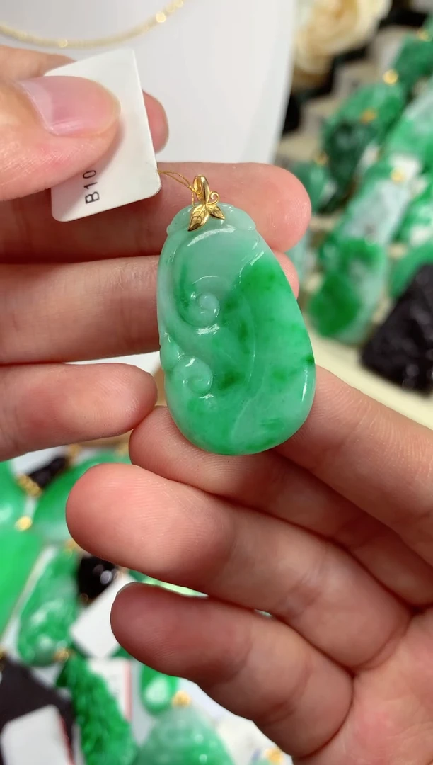 翡翠18K金镶嵌吊坠(不含链)挂件
