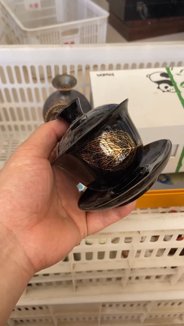 杯无运费险有瑕疵的摄影的产品有使用过的痕迹有点脏介意勿拍