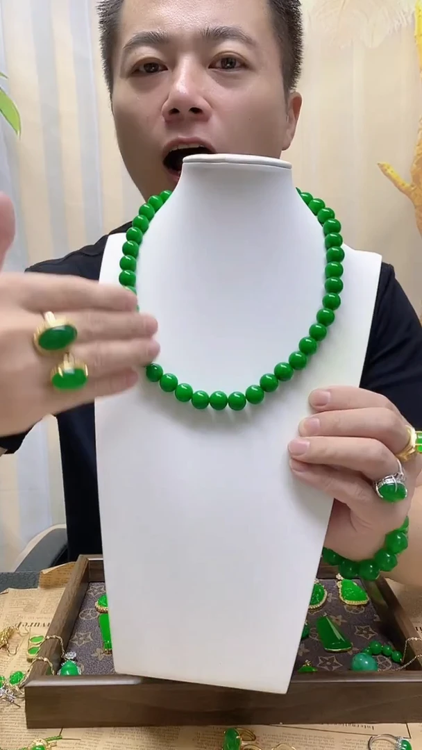 颈饰14K金镶嵌翡翠翡翠项链