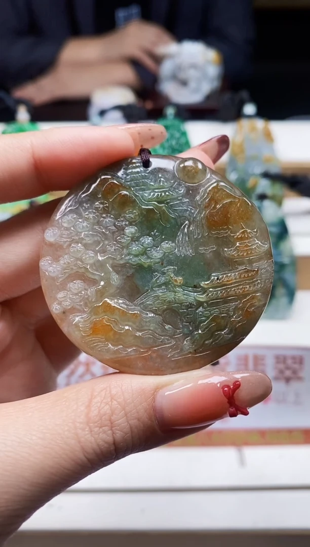 颈饰未镶嵌翡翠翡翠A货