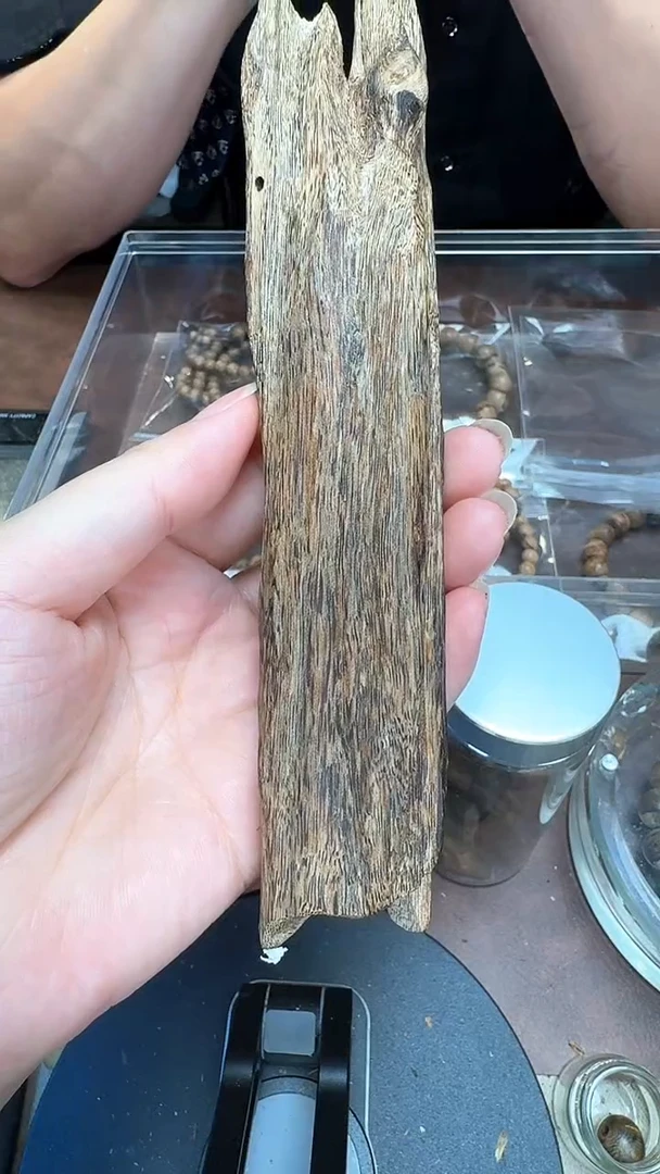 沉香沉香碎屑陆河母树原材料62克+