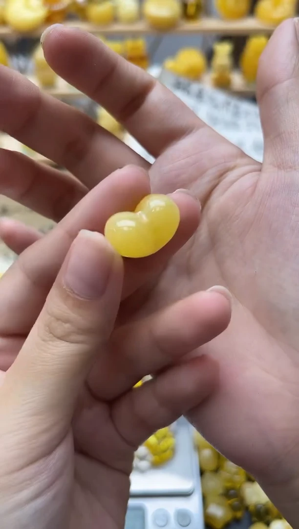 琥珀未镶嵌珠宝奇石104琥珀蜜蜡微瑕