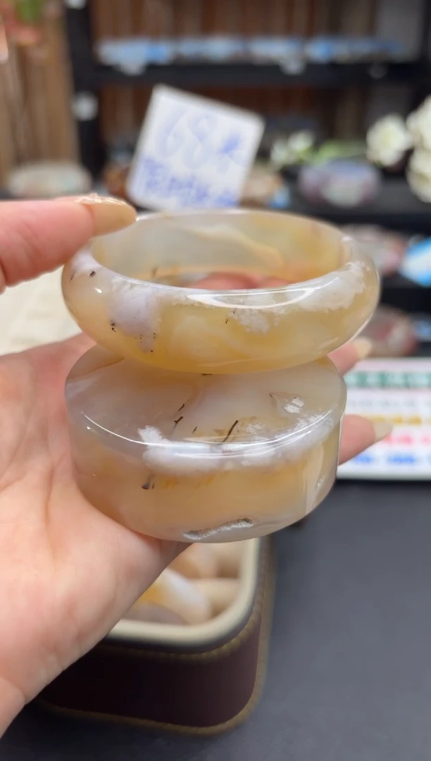 未镶嵌手镯石英质玉A22(60圈赠送镯心)