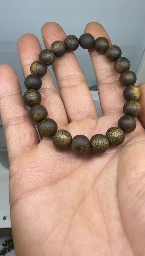 手串沉香乌身1.0规格单圈10克