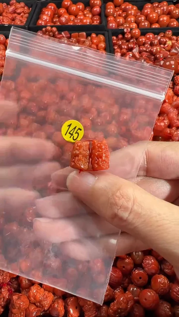 颈饰未镶嵌南红玛瑙12