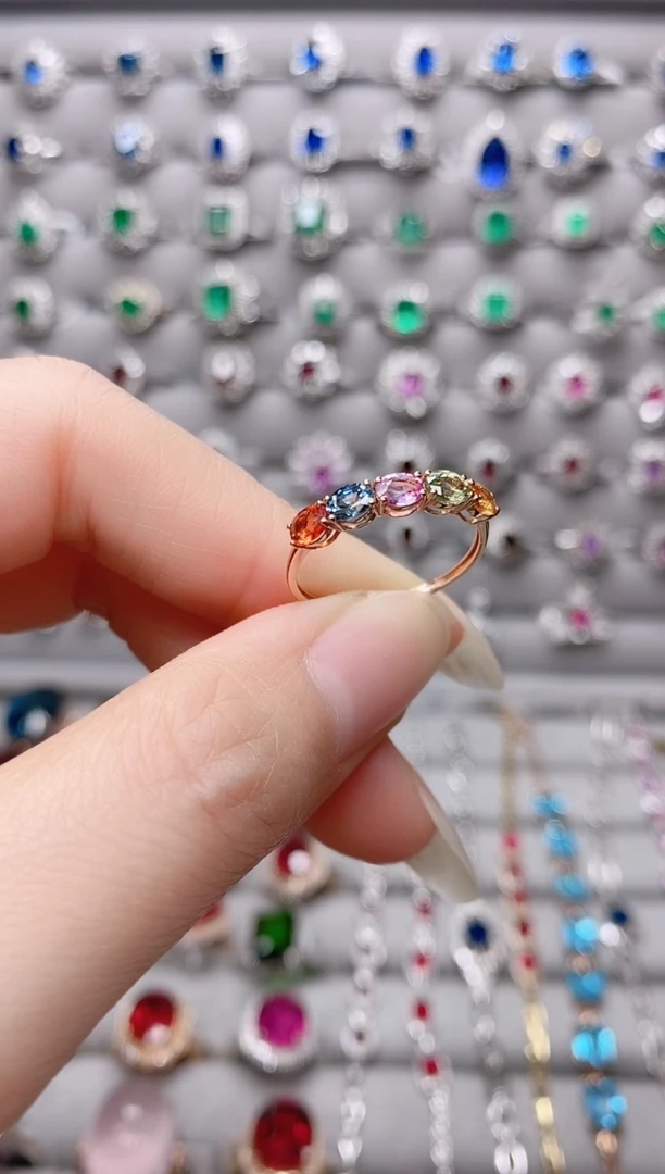 【闪购商品】彩色蓝宝石18K金戒指18K金镶嵌.