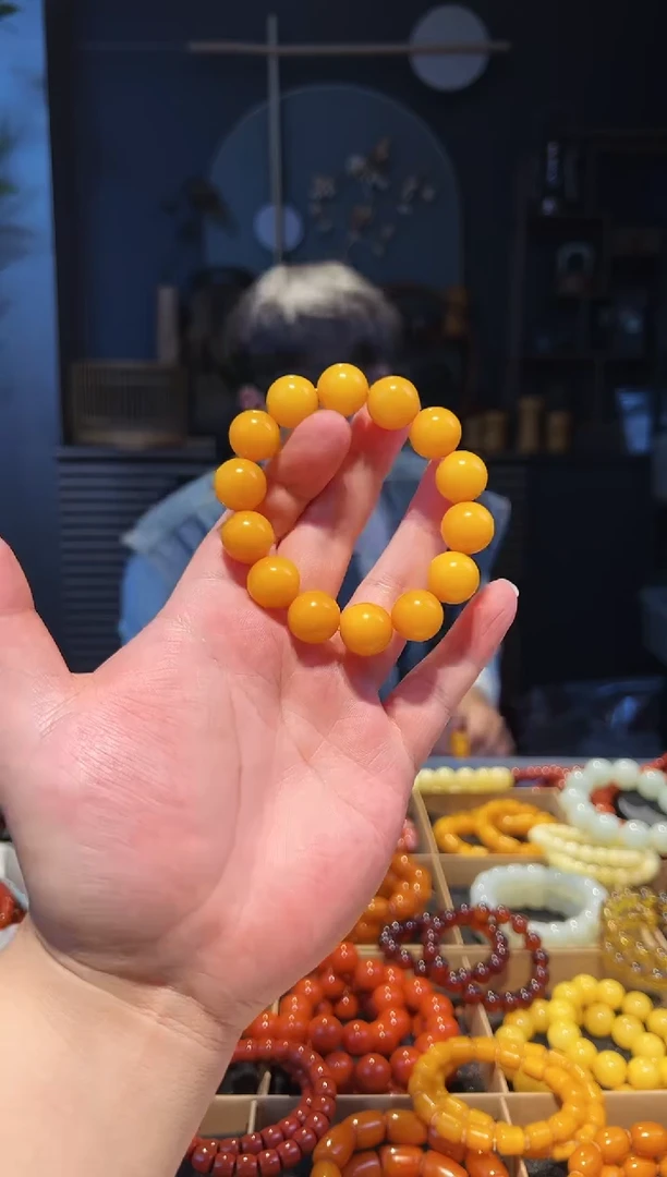 手串蜜蜡未镶嵌15+单圈