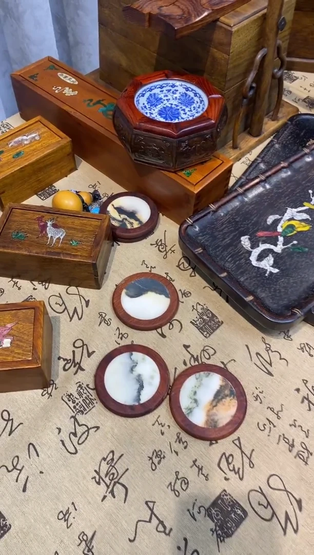 黄花梨/降香黄檀黄花梨杯垫