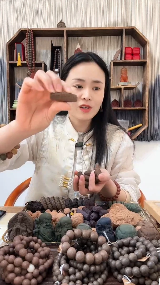 【闪购商品】泥塑清肝明目九目微瑕