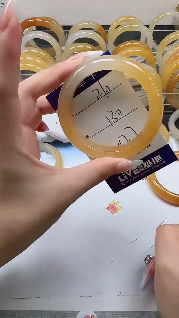 未镶嵌手镯石英质玉210
