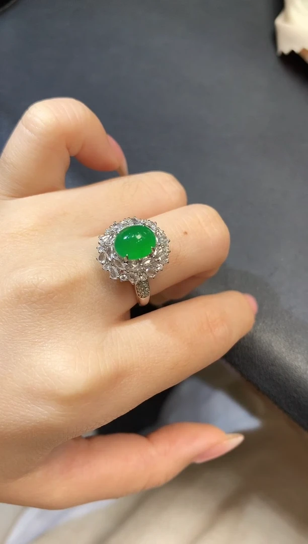 18K金镶嵌戒指翡翠45-戒指