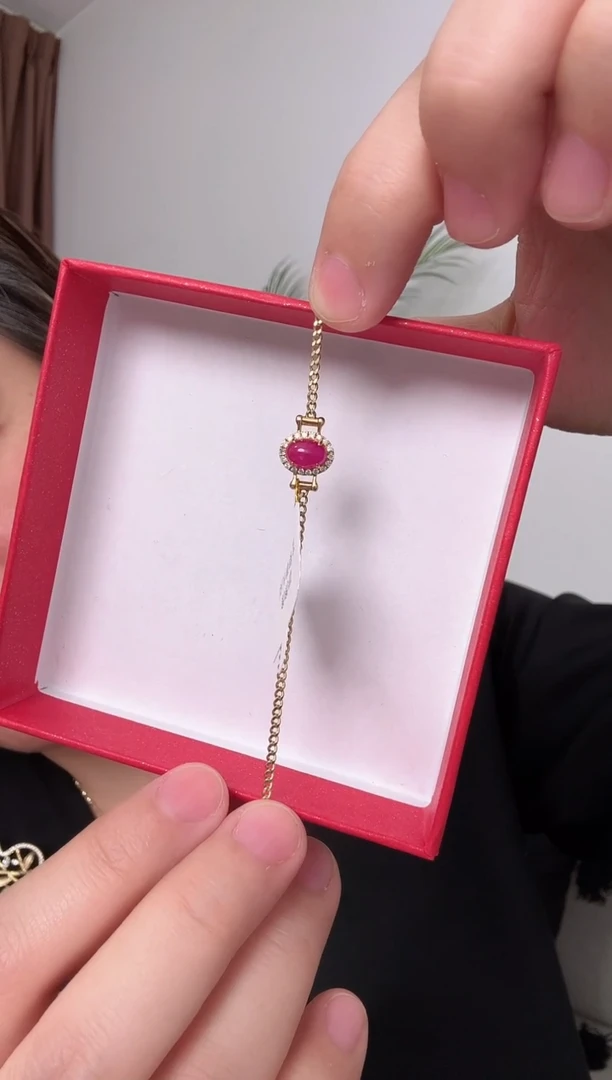 【闪购商品】红宝石手链18K金镶嵌红宝石手链