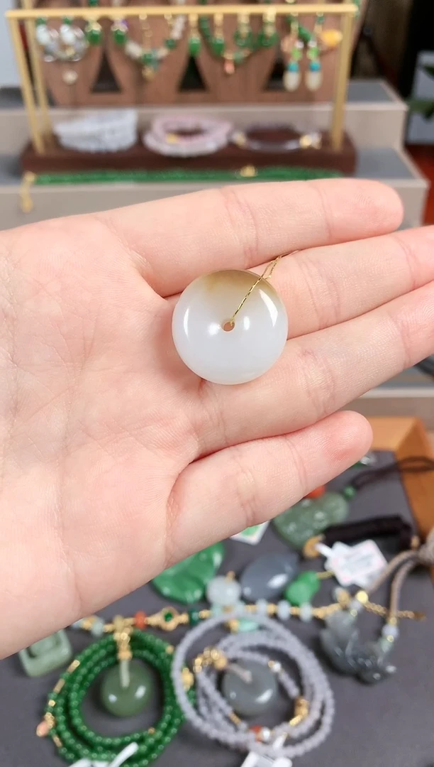 吊坠(不含链)未镶嵌和田玉1