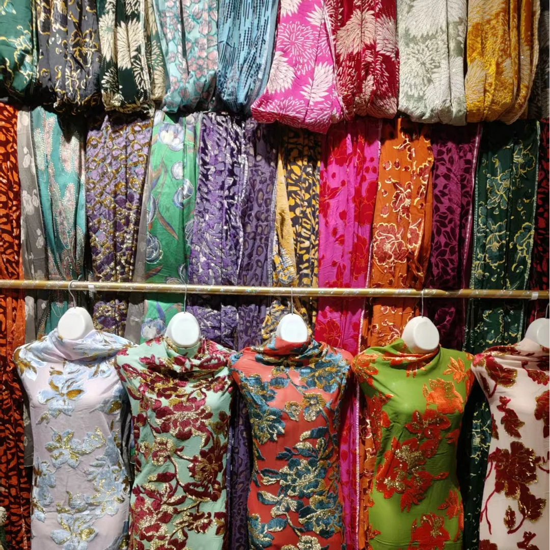 新款双面印花布料