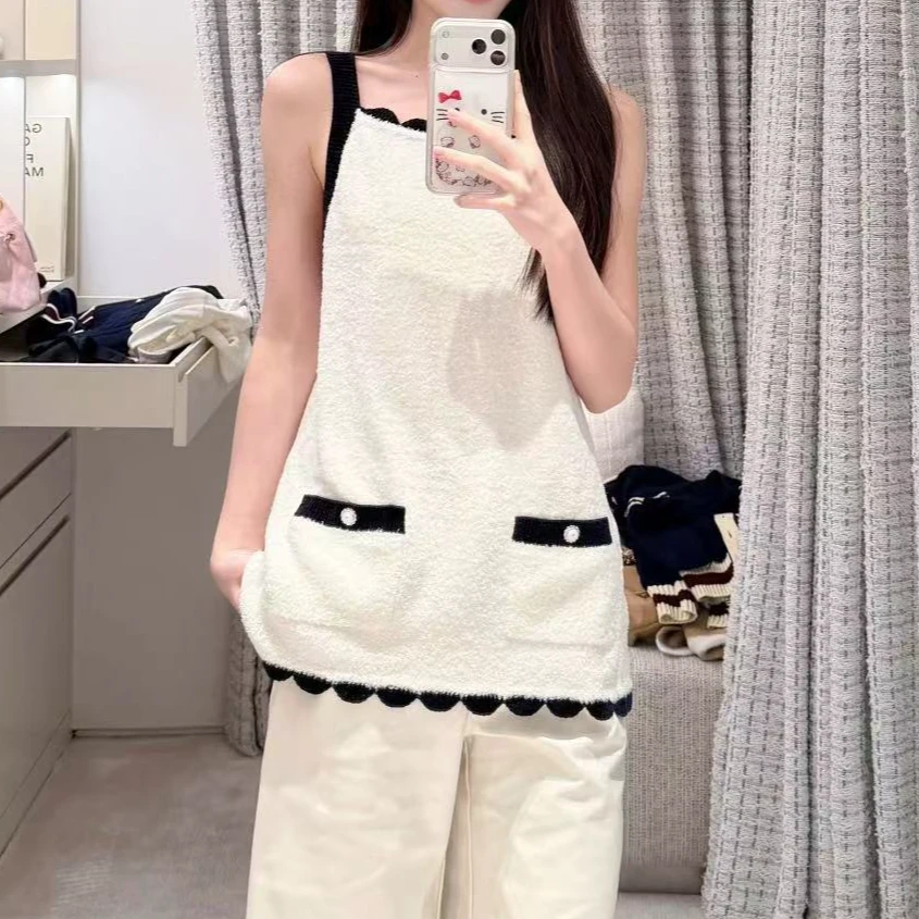 99新 Chanel/香奈儿 38码26C白色拼藏蓝色花边滚边吊带上衣