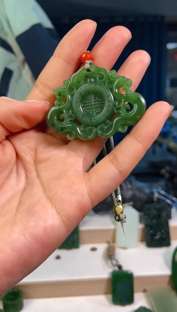 【闪购商品】和田玉挂件未镶嵌1