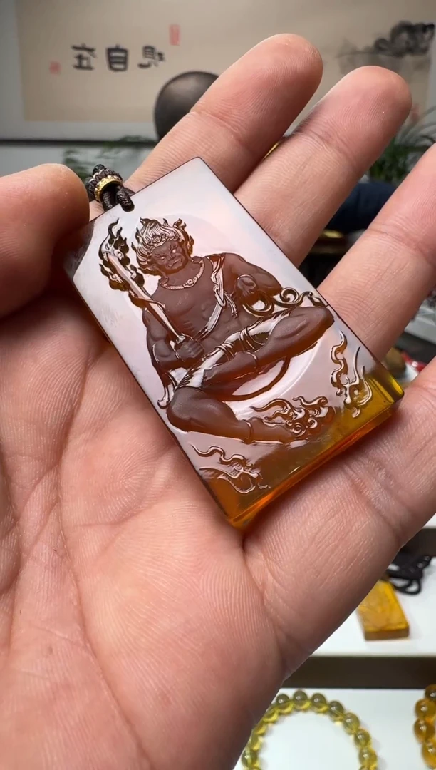 【闪购商品】琥珀颈饰未镶嵌缅甸琥珀不动方牌吊坠