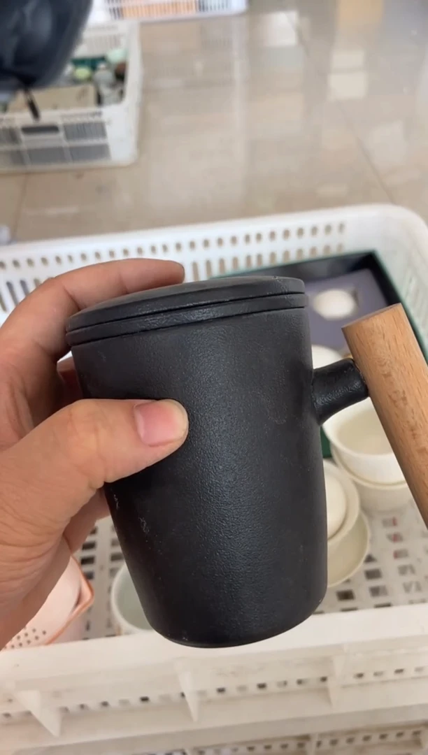 摆件摄影的产品有使用过的痕迹有点脏介意勿拍