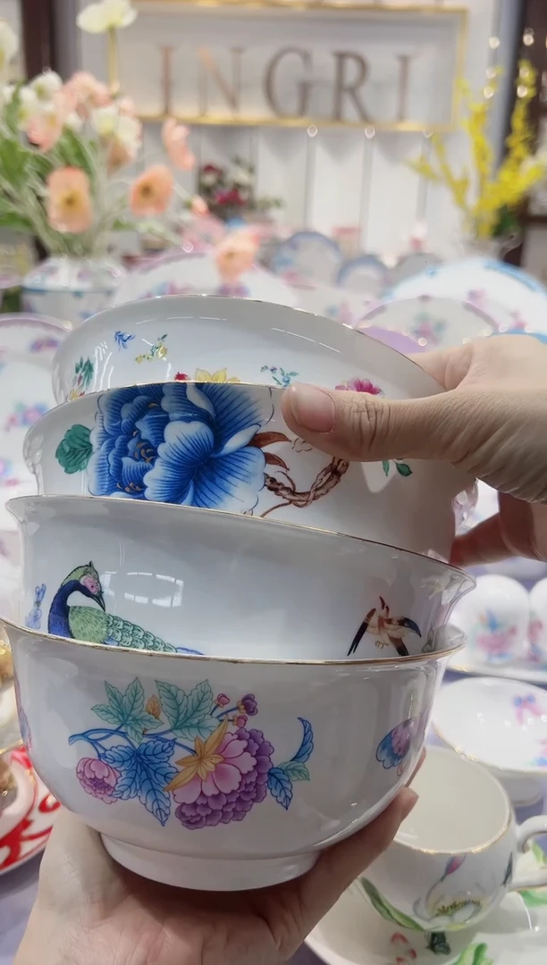 【闪购商品】骨瓷4个不同花色