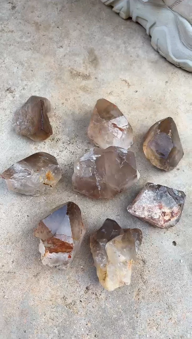 【闪购商品】水晶摆件未镶嵌茶水晶多样性发一个 777