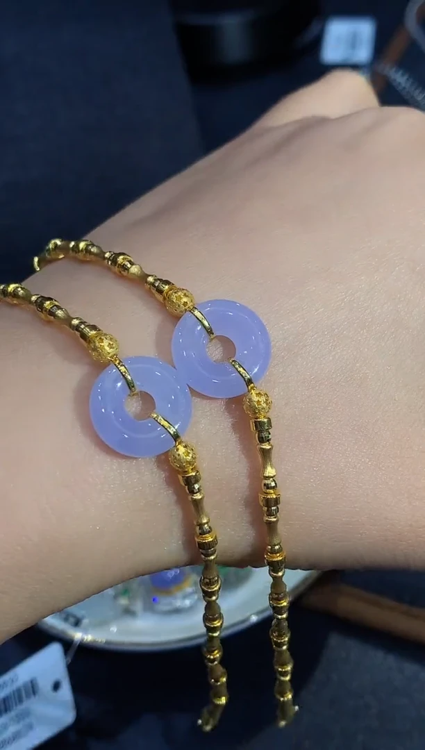 18K金镶嵌手链翡翠X2181多样性发其一