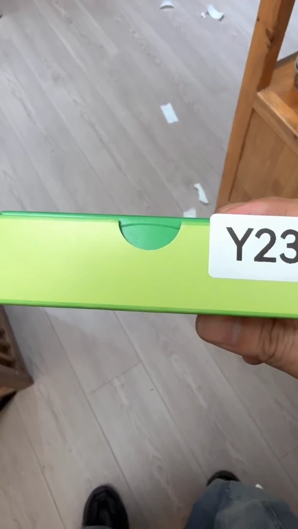 孤****8Y235~~~~~~~~~~~~~~~