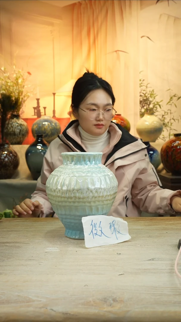 高23口11陶瓷花器