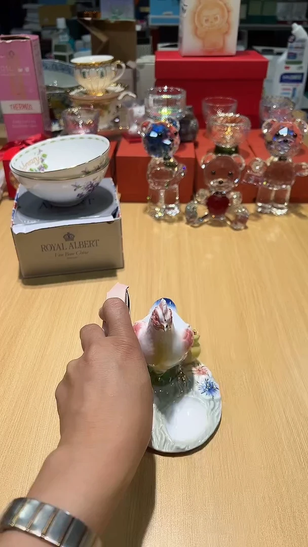 瓷片碗碟好物一件不留@@1