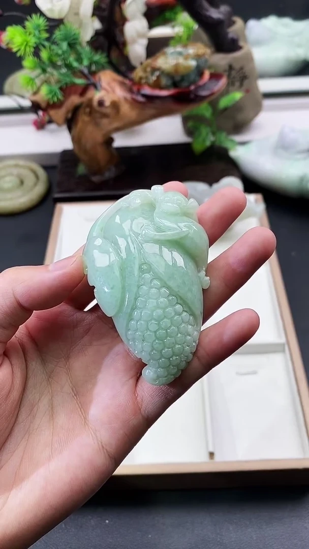 颈饰未镶嵌翡翠天然缅甸A货翡翠