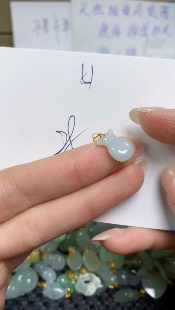 【闪购商品】翡翠颈饰18K金镶嵌天然缅甸A货翡翠