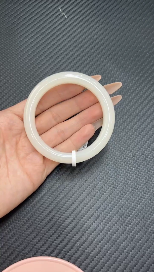 未镶嵌手镯和田玉黑山微色差59