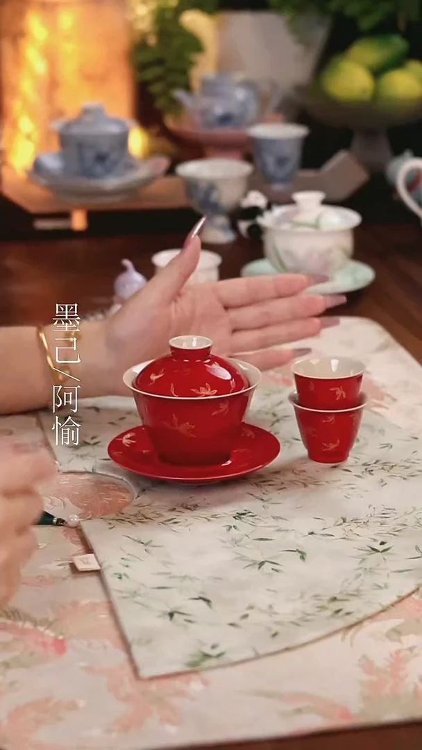 盖碗+茶杯*2  哈哈哈