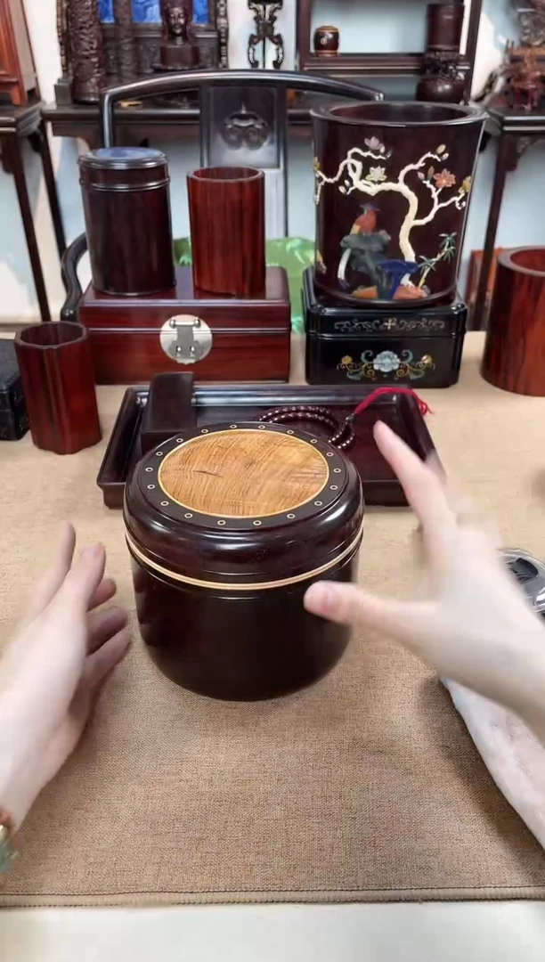 紫檀木类成套家具大茶叶罐