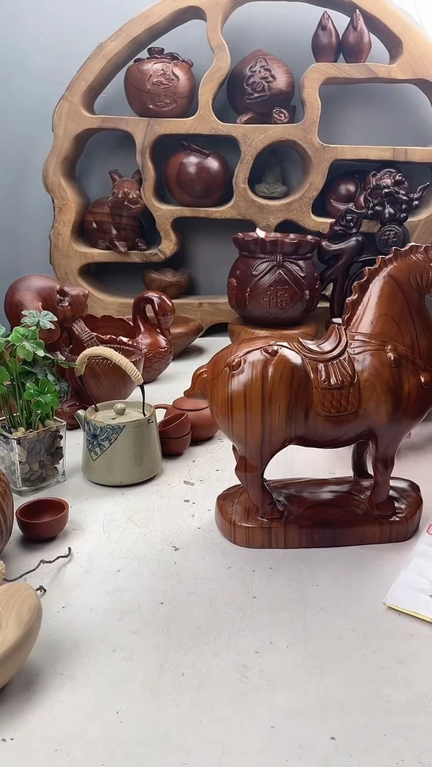 香樟木A17精品唐马摆件/尺寸