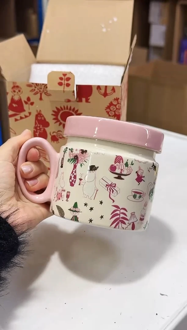 【闪购商品】瓷片姆明粉色派对盖杯