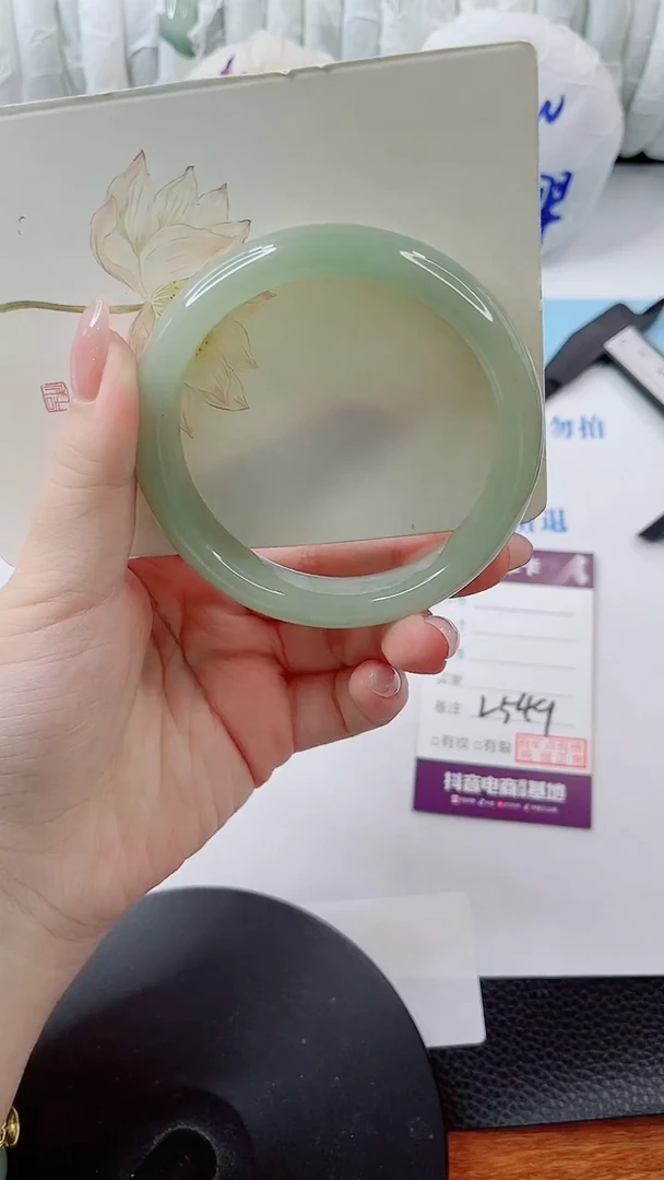 石英质玉手镯未镶嵌多样性发货L549