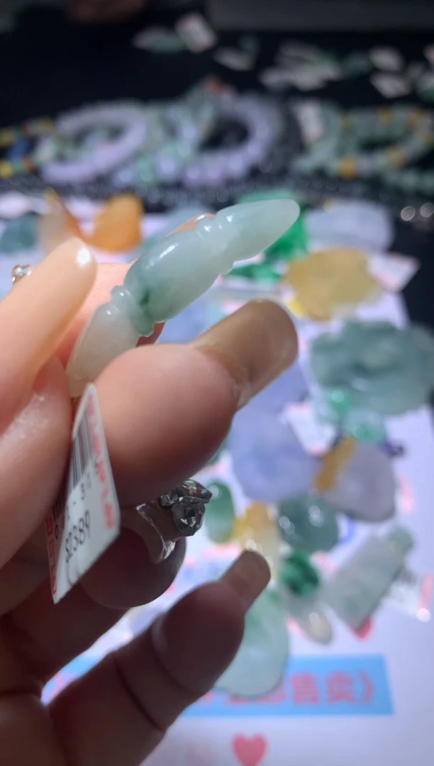 翡翠挂件未镶嵌CXX012469