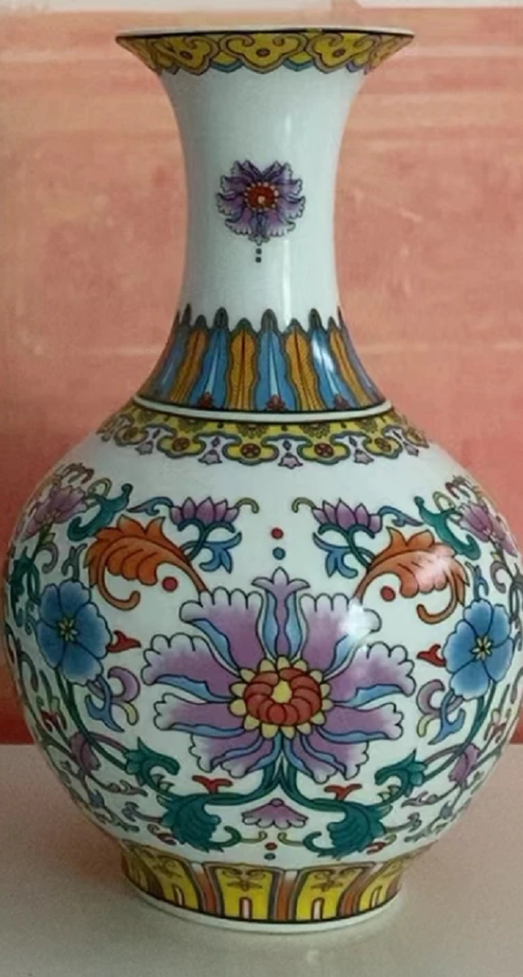 精美时尚中式花瓶流水摆件