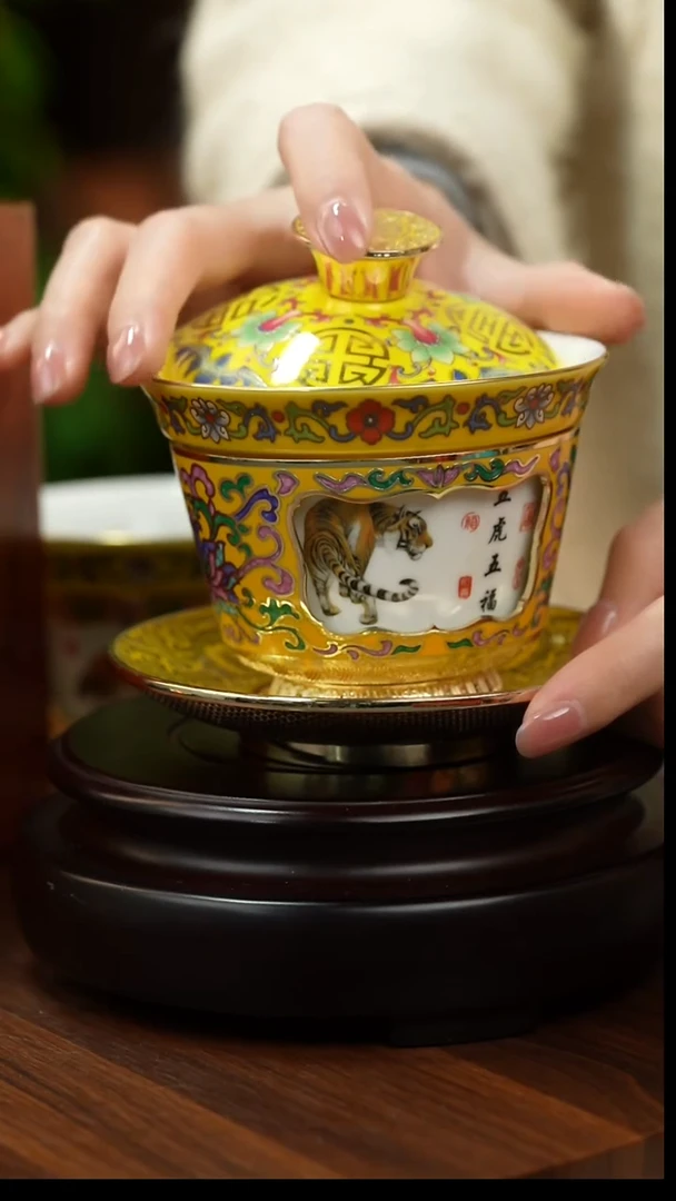 铜非遗大师旋转盖碗  五虎款