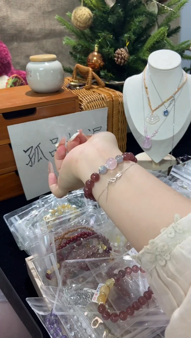 水晶手串未镶嵌孤品捡漏均匀瑕疵介意勿拍