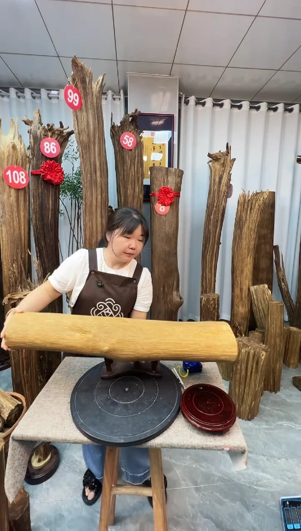 沉香碎屑沉香沉香原料摆件工艺品一百以上带底座