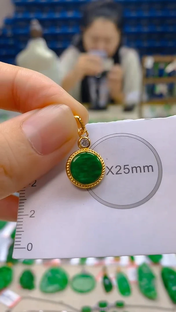 颈饰未镶嵌翡翠新号开播 全场乱卖