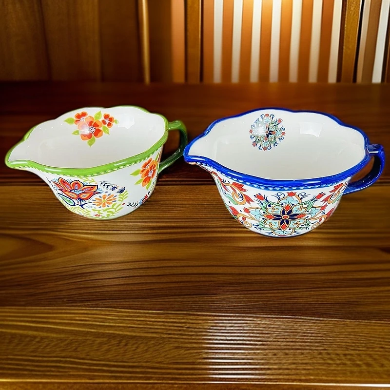 新疆包邮 打蛋碗尖嘴引流杯大号倒料壶创意奶油沙拉碗烘培专用碗