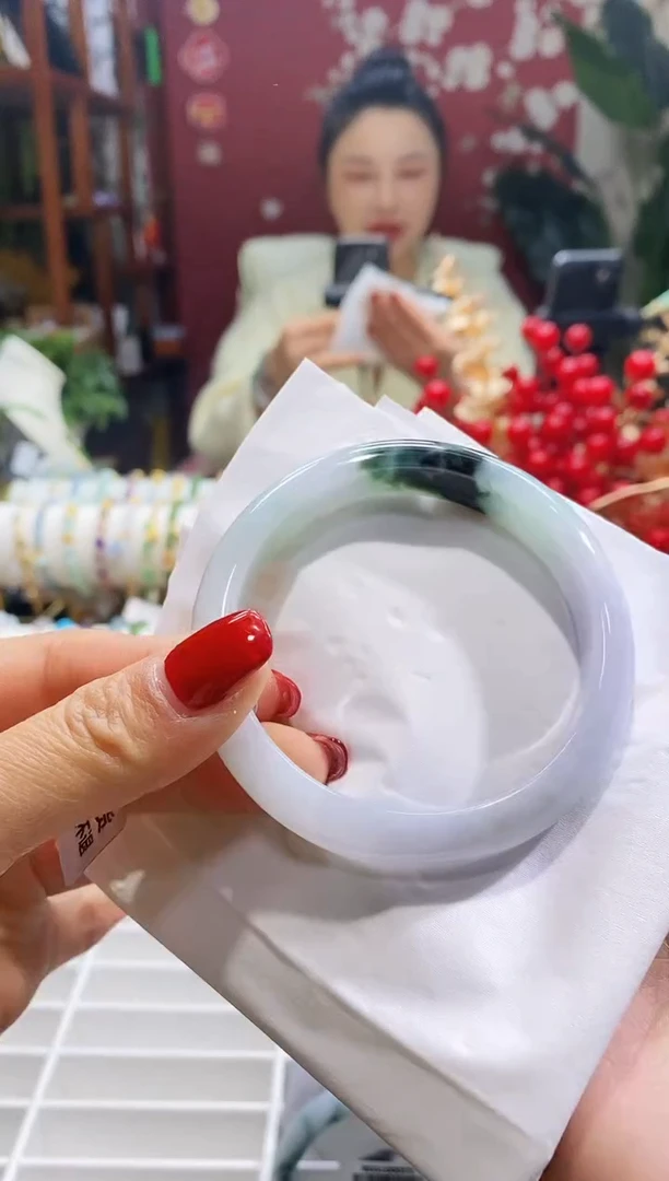 【闪购商品】翡翠手镯未镶嵌19冰飘58.8/12.5*7.5